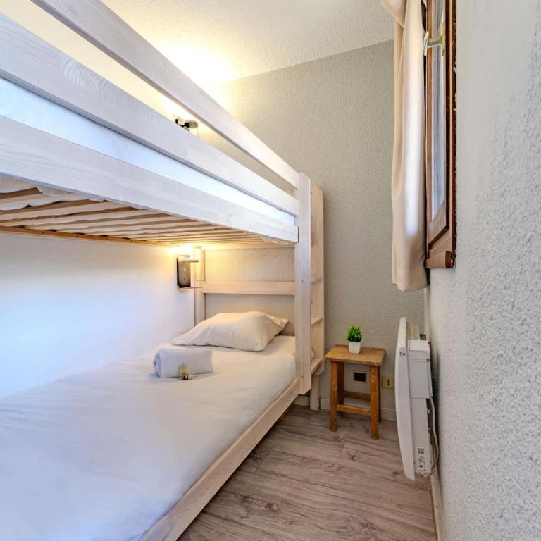 Ski-In Ski-Out 2BR Apartment with Mountain View - Val Thorens - Résidence le Joker - Appartement - 7
