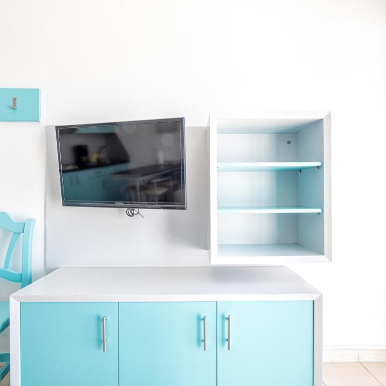 Los Veleros Apartments - One-Bedroom Apartment - 12