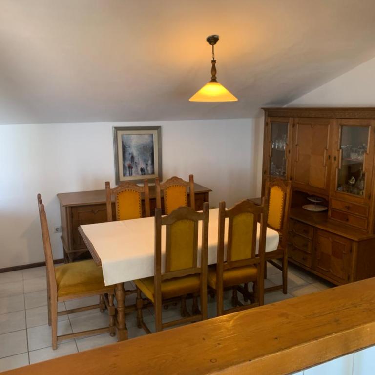 Reževići Apartments - Two-Bedroom Apartment with Terrace and Sea View - 4