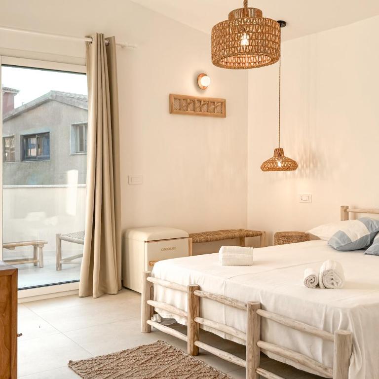 Petra Maris Luxury Rooms - Camera Matrimoniale con Terrazza - 1