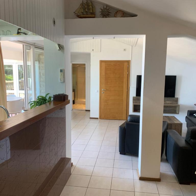 Reževići Apartments - Two-Bedroom Apartment with Terrace and Sea View - 5