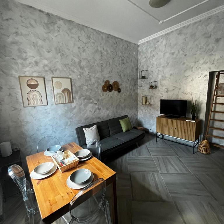 Apartment in Pigneto - near Rome city centre - Appartamento con 2 Camere da Letto - 1