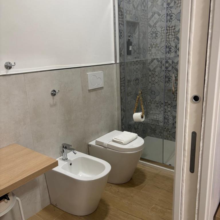 Le tre Vele - Camera Matrimoniale con Bagno Privato - 2