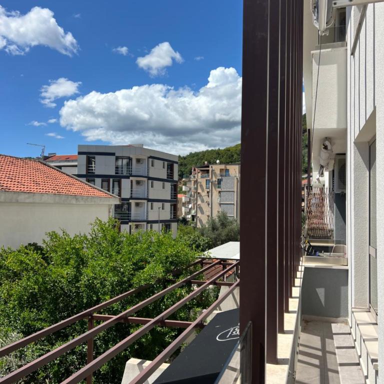 Tre Sorelle Becici - One-Bedroom Apartment - 21