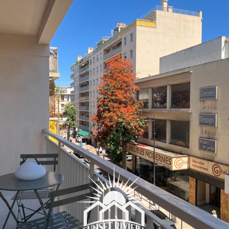 LE ROSSINI Antibes Center AirCo Parking for 4 By Sunset - Appartamento - 20