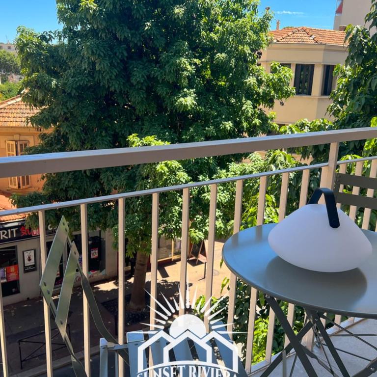 LE ROSSINI Antibes Center AirCo Parking for 4 By Sunset - Appartamento - 21