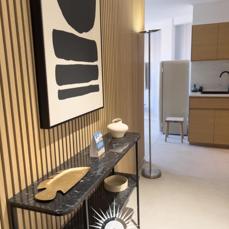 LE ROSSINI Antibes Center AirCo Parking for 4 By Sunset - Appartamento - 64