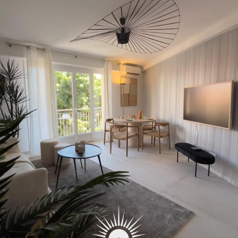 LE ROSSINI Antibes Center AirCo Parking for 4 By Sunset - Appartamento - 69