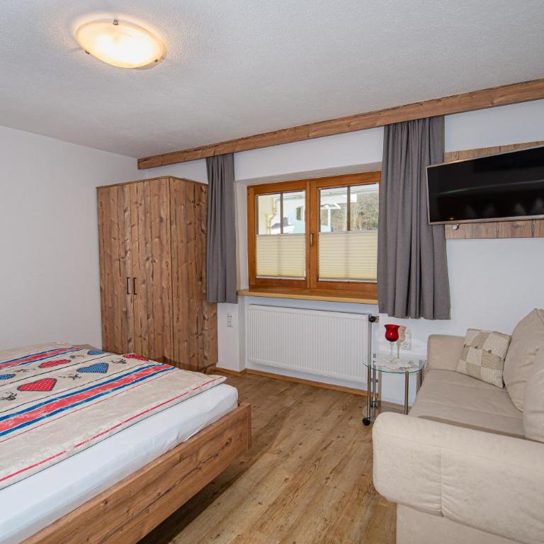 Landhaus Exenberger / Ferienwohnung Smaragd - Apartment mit 3 Schlafzimmern - 16