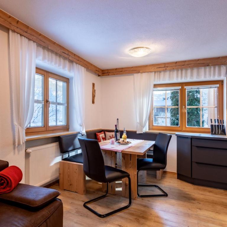 Landhaus Exenberger / Ferienwohnung Smaragd - Apartment mit 3 Schlafzimmern - 12