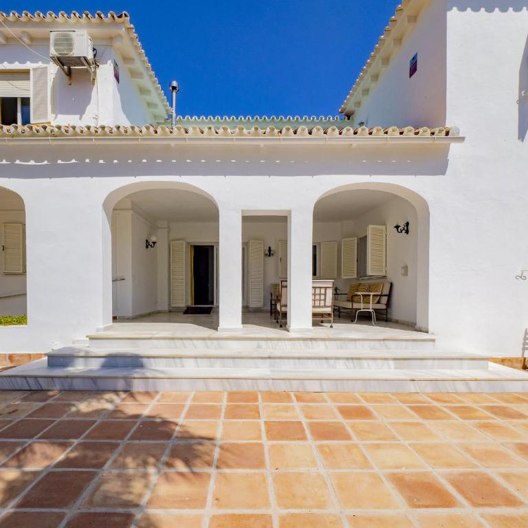 Cubo's Villa La Butibamba - Villa - 77