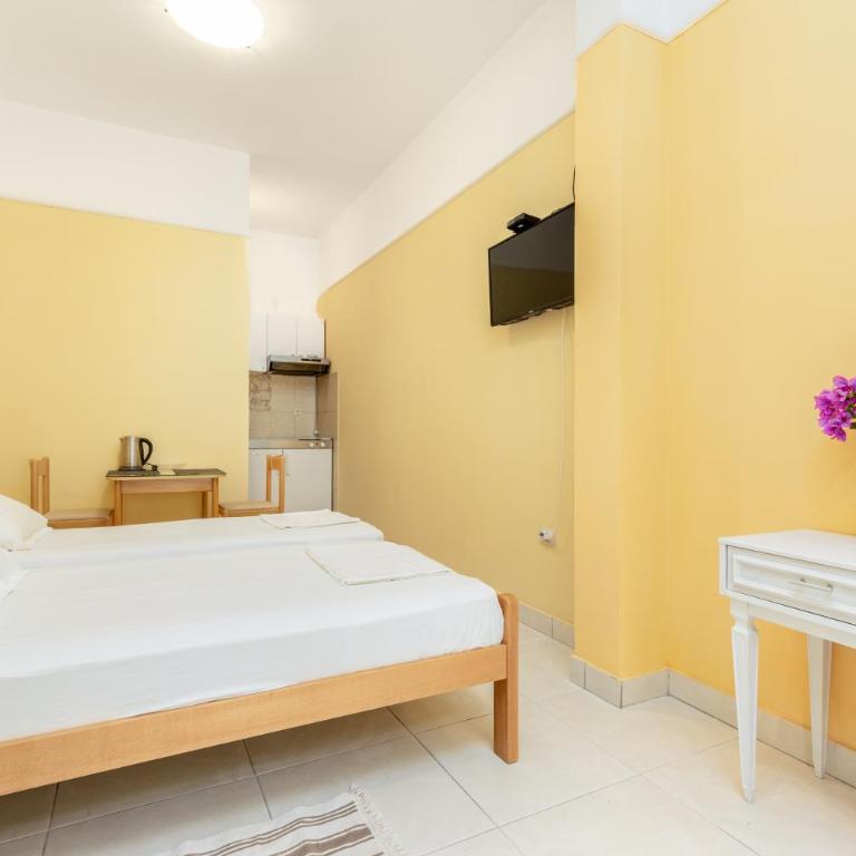 Apartmani Bozovic - Twin Room with Bathroom - 6