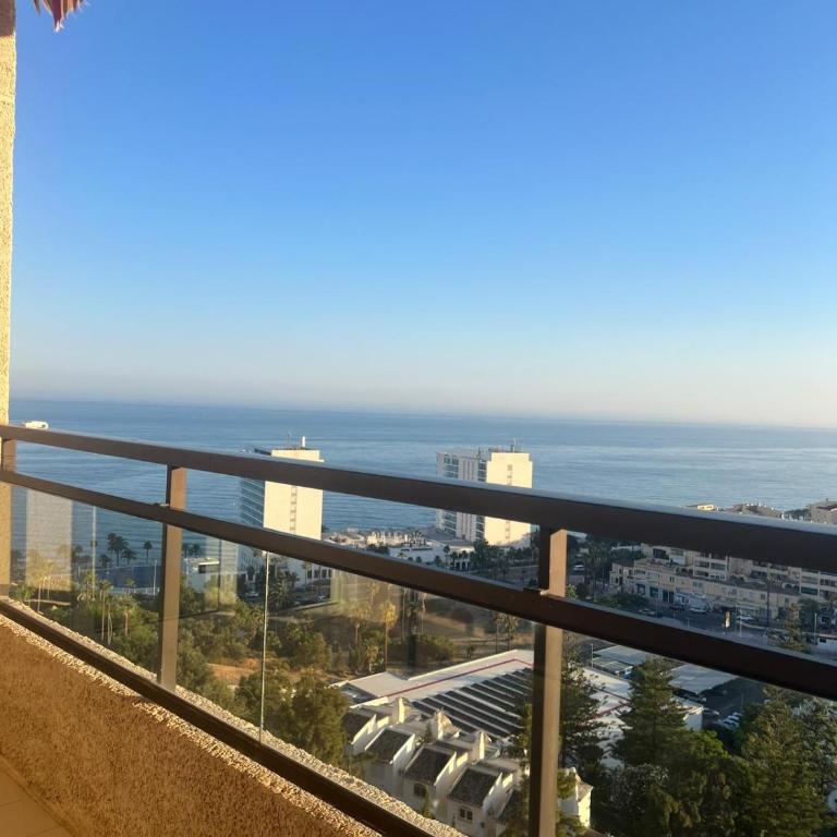 Benalmadena Suite Vistas panorámicas, 2 piscinas, Area infantil, Bar, Jardines y Tenis - One-Bedroom Apartment - 31
