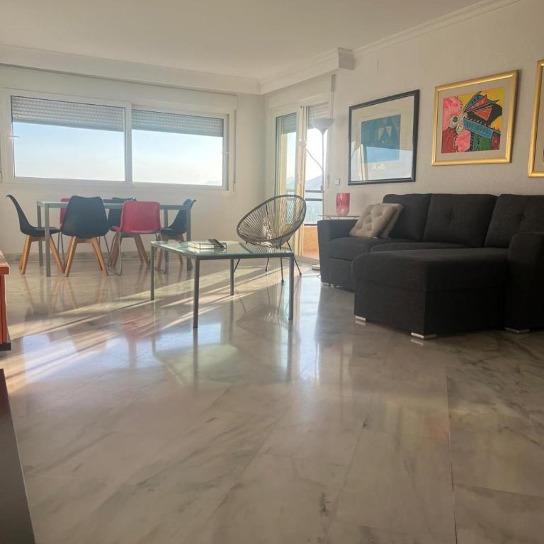 Benalmadena Suite Vistas panorámicas, 2 piscinas, Area infantil, Bar, Jardines y Tenis - One-Bedroom Apartment - 50