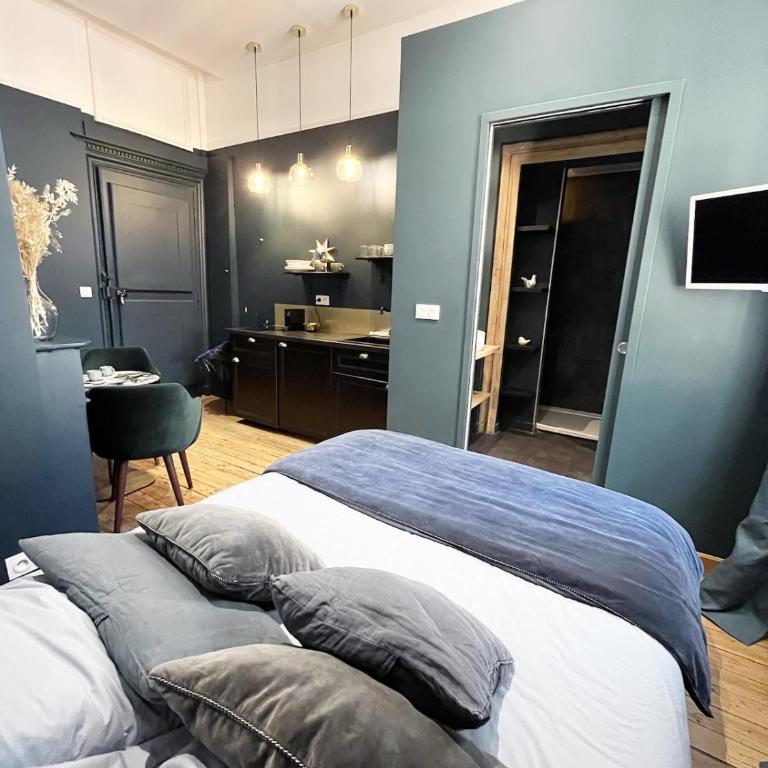 Studio Orion - appartement cosy dans le centre historique de Rennes - Apartamento de 1 dormitorio - 2