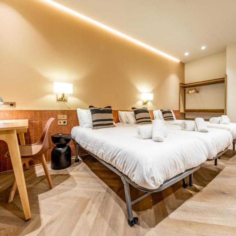 Hostal Ambos Mundos - Deluxe Room - 13