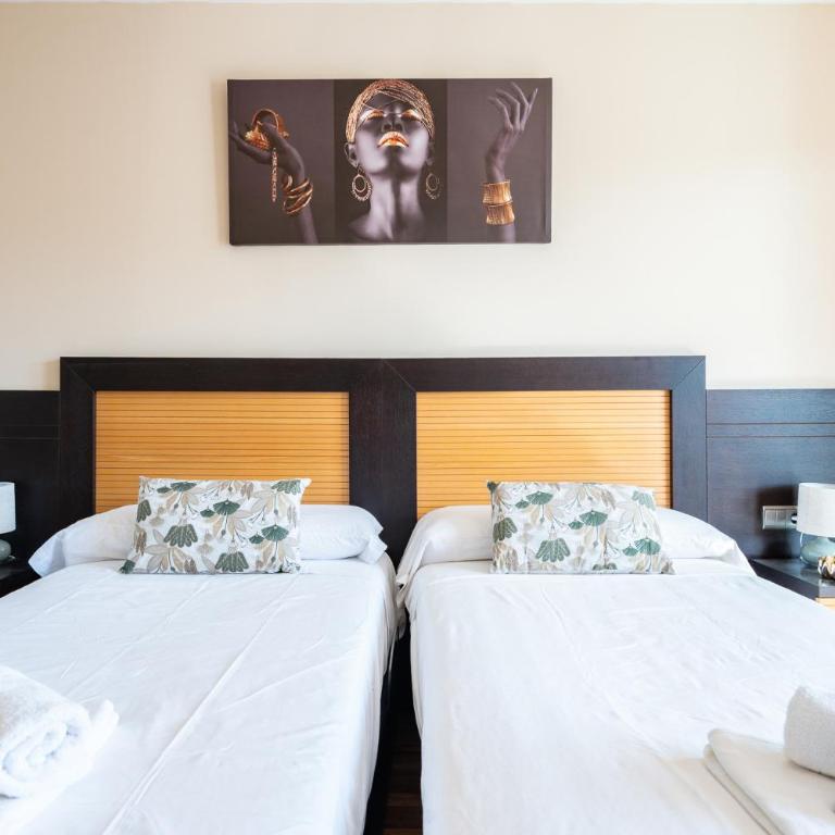 MalagaSuite ArcoSur Beach - One-Bedroom Apartment with Sea View and Terrace - 16