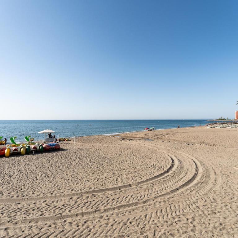 MalagaSuite ArcoSur Beach - One-Bedroom Apartment with Sea View and Terrace - 31