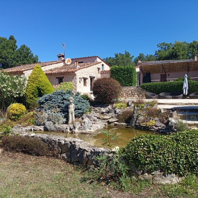 Villa provençale avec piscine et jardin privé - Maison 4 Chambres - 18
