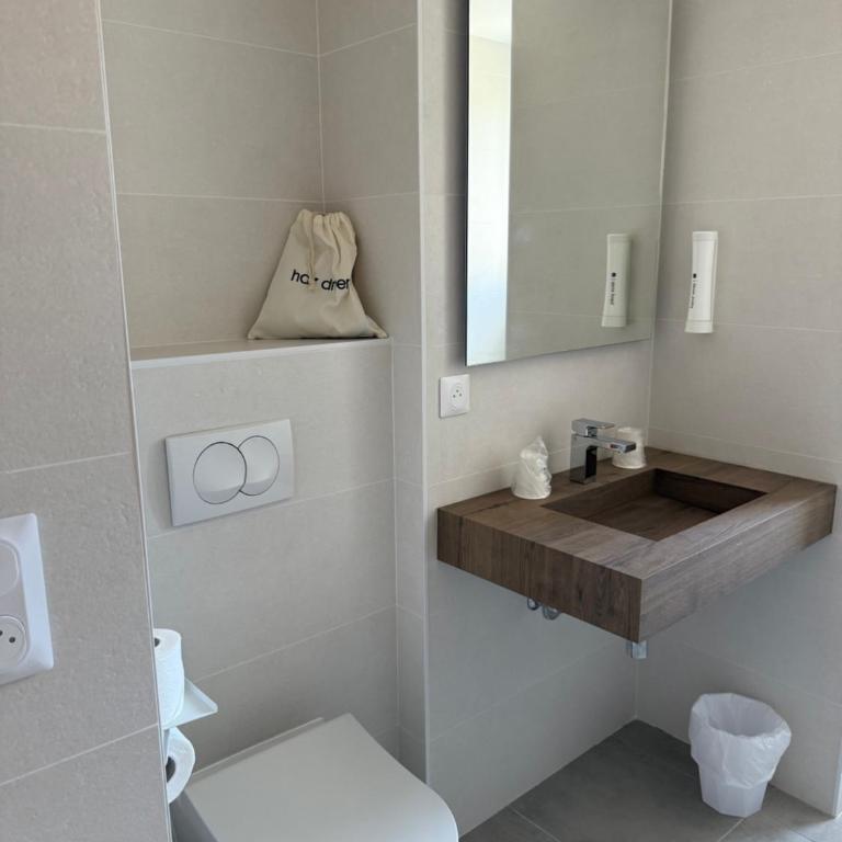 Hotel Aquarius - Apartment mit 1 Schlafzimmer und Poolblick - 7