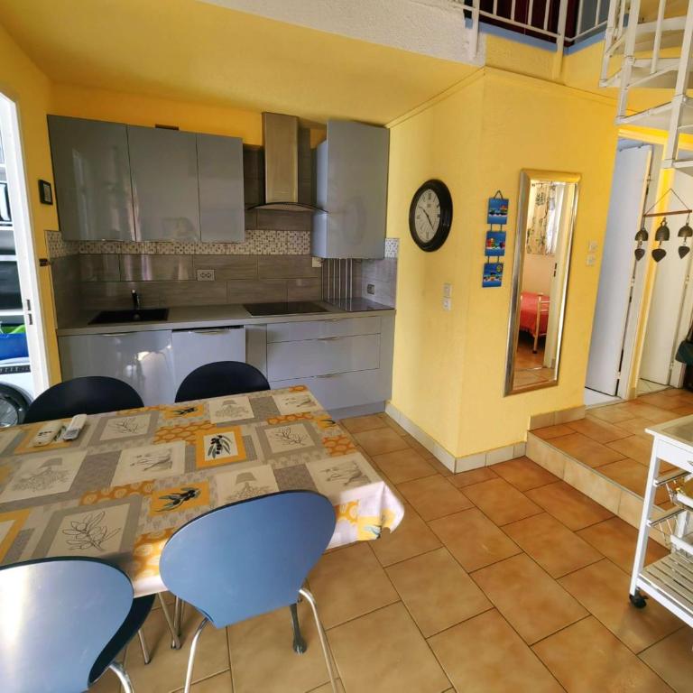Villa climatisée avec parking, résidence avec piscine, Cap d'Agde - FR-1-607-62 - Villa - 11
