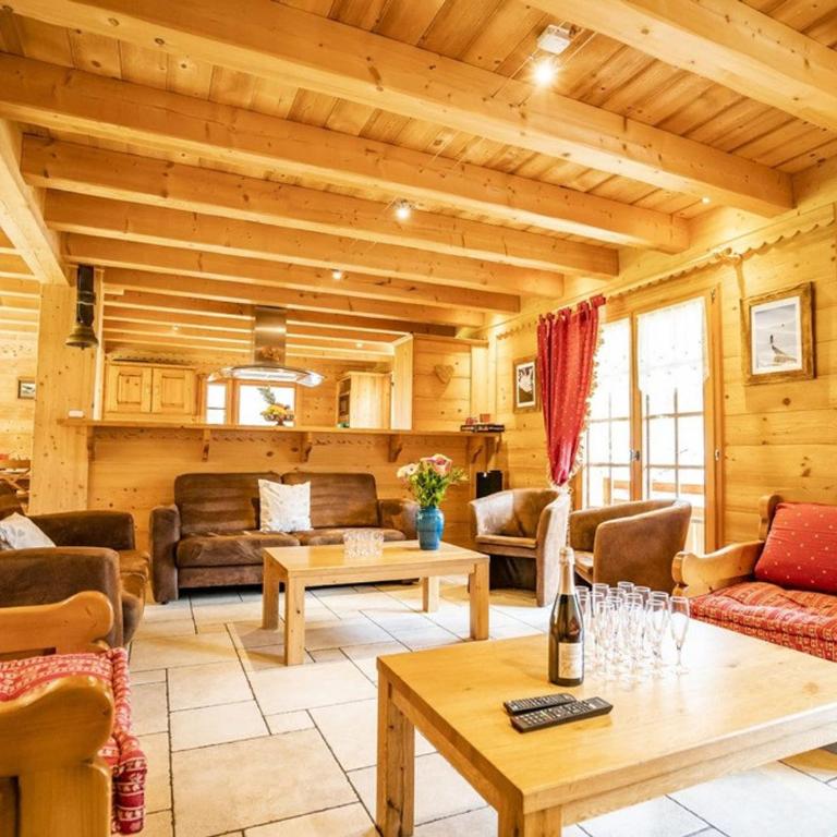 Chalet spacieux à Châtel, 8 chambres, jacuzzi, proche pistes - FR-1-676-26 - Chalet - 1