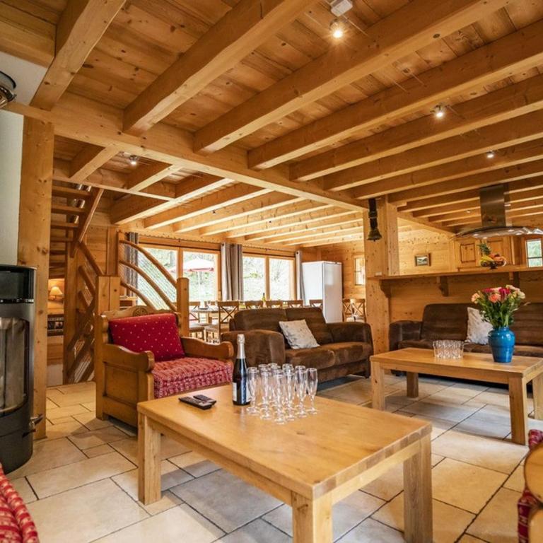 Chalet spacieux à Châtel, 8 chambres, jacuzzi, proche pistes - FR-1-676-26 - Chalet - 9