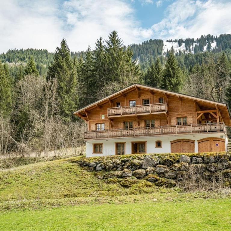 Chalet spacieux à Châtel, 8 chambres, jacuzzi, proche pistes - FR-1-676-26 - Chalet - 23