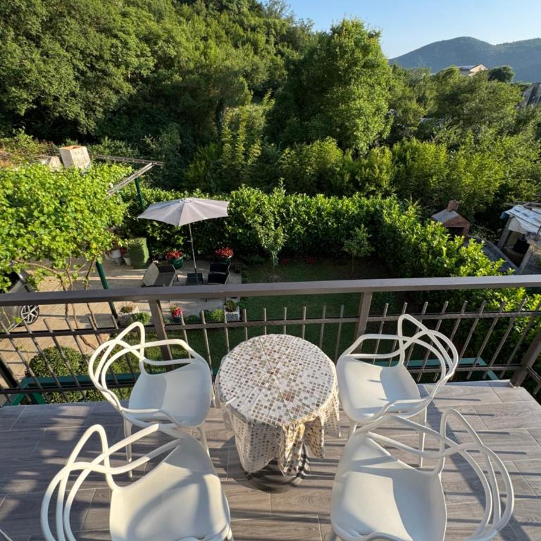 Home Šćekić - Dvokrevetna Soba sa Bračnim Krevetom i Pogledom na Park - 8