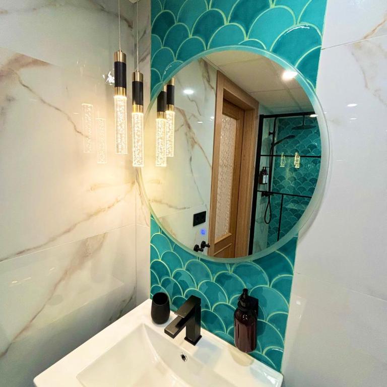 Apartamentos Alicante Centro with FREE PARKING - Suite con terraza - 17
