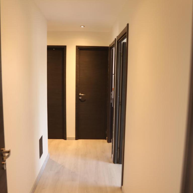 Proche Sanary et plage, grand appartement lumineux dans villa privée, 3 CH avec terrasse et jardin , climatisé SIX FOURS LES PLAGES 300m de la mer - Apartment mit 3 Schlafzimmern und Balkon - 18