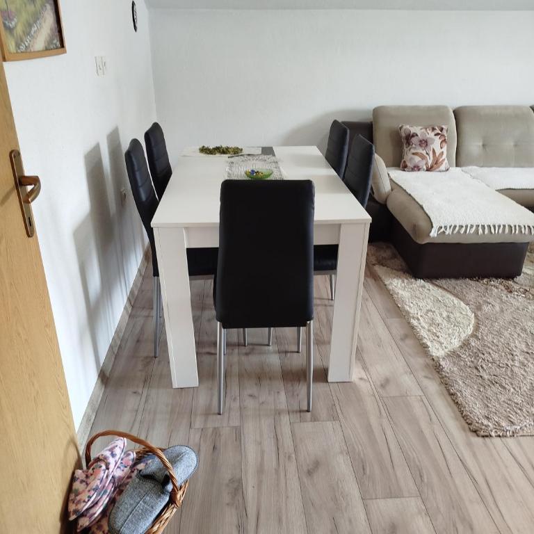 Apartmani LIDER Visoko - Standard Apartman sa Dve Spavaće Sobe - 5