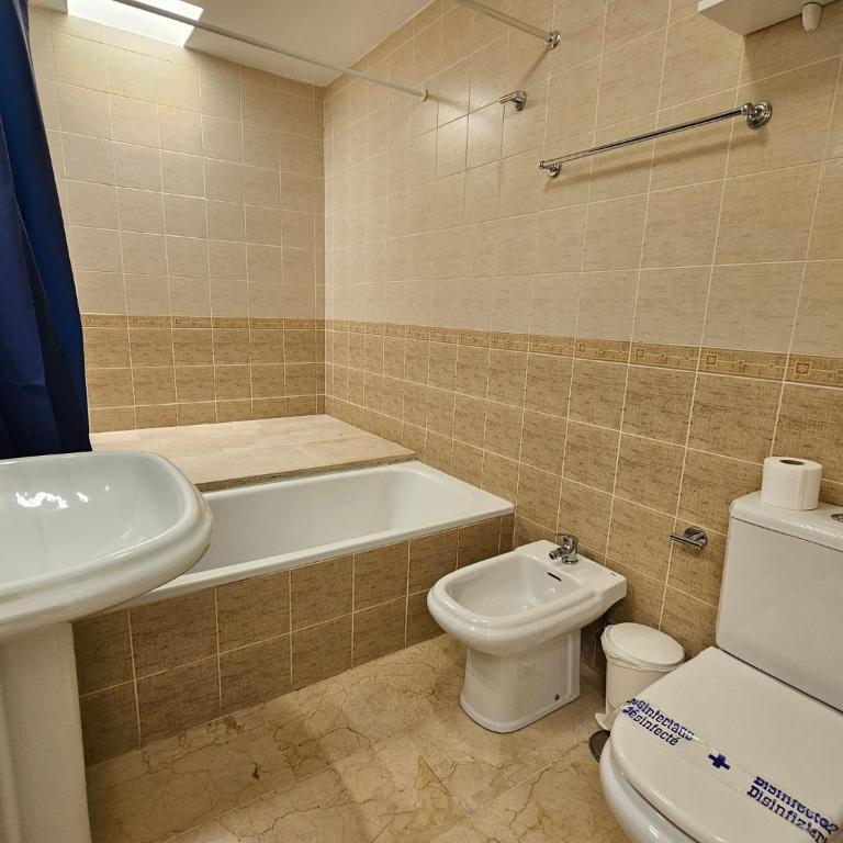 Cozy home with terrace and access to swimming pool - Apartment - 23