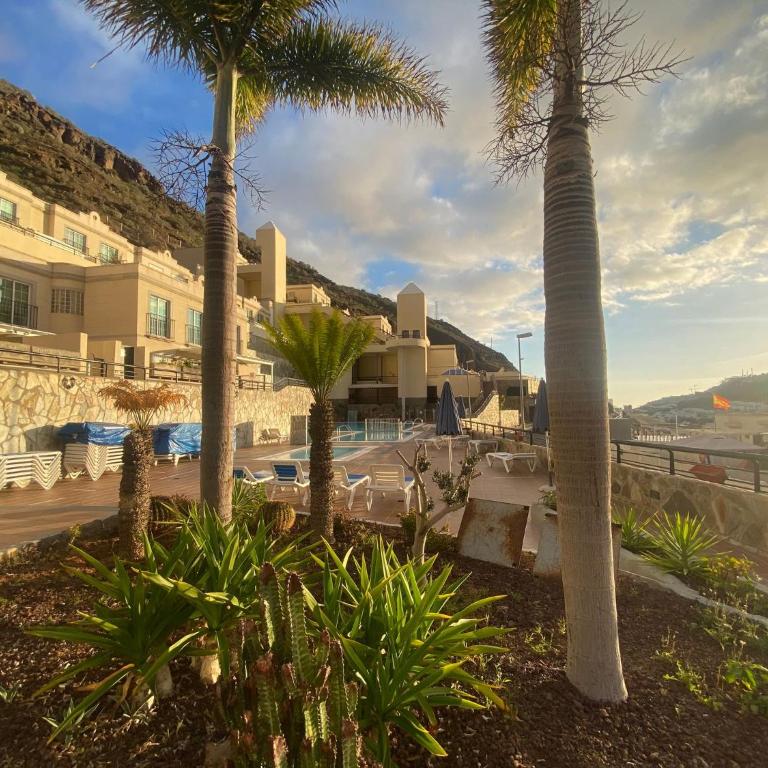 Cozy home with terrace and access to swimming pool - Apartment - 38
