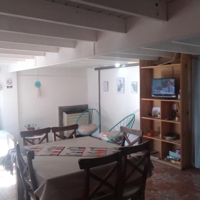 Casa Patagónica - Two-Bedroom House - 10