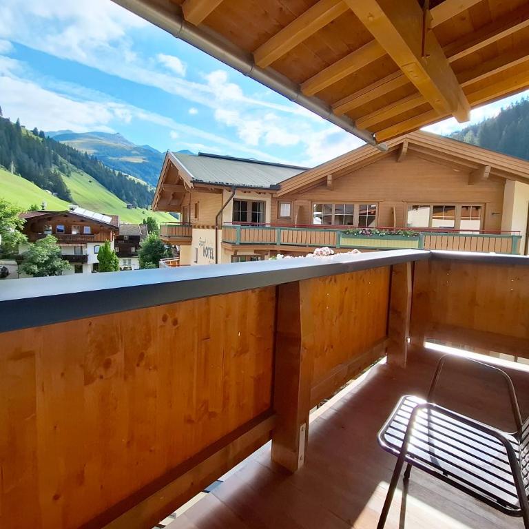 Haus Tirol - Einzelzimmer mit Balkon - 4