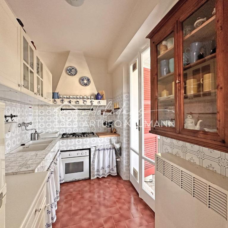 142 - VILLA BLU a Marcelli - villa quadrilocale a Marcelli con ampio giardino , aria condizionata e wifi - SPIAGGIA inclusa nel prezzo - Villa con 3 Camere da Letto - 2