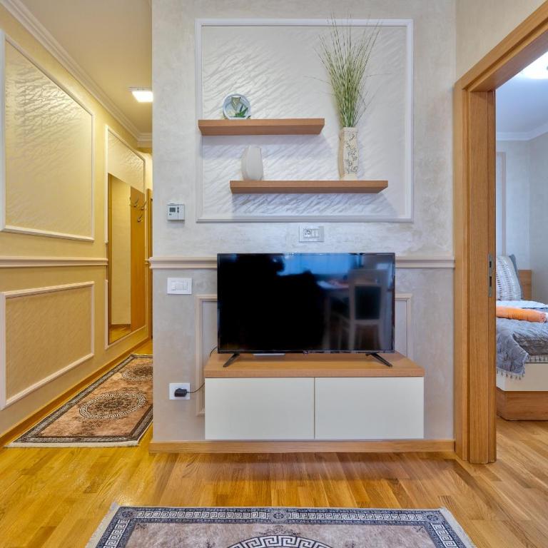 Rujan Apartments - Cozy One-Bedroom Apartment - 15