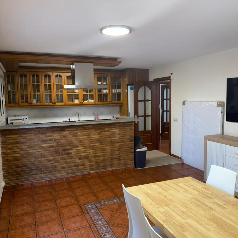Golden Villa - Vacation Home - 2