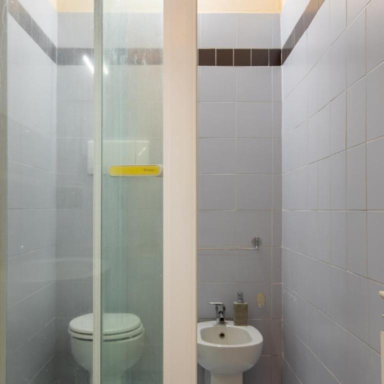 Vista Unica con Parquet - Centro - Two-Bedroom Apartment - 31
