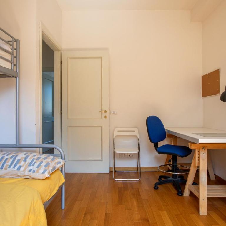 Stazione e Ospedale - Moderna - Appartamento con 2 Camere da Letto - 4
