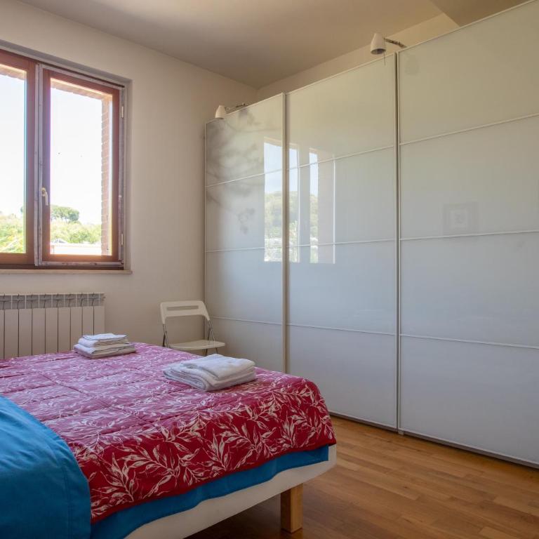 Stazione e Ospedale - Moderna - Appartamento con 2 Camere da Letto - 9