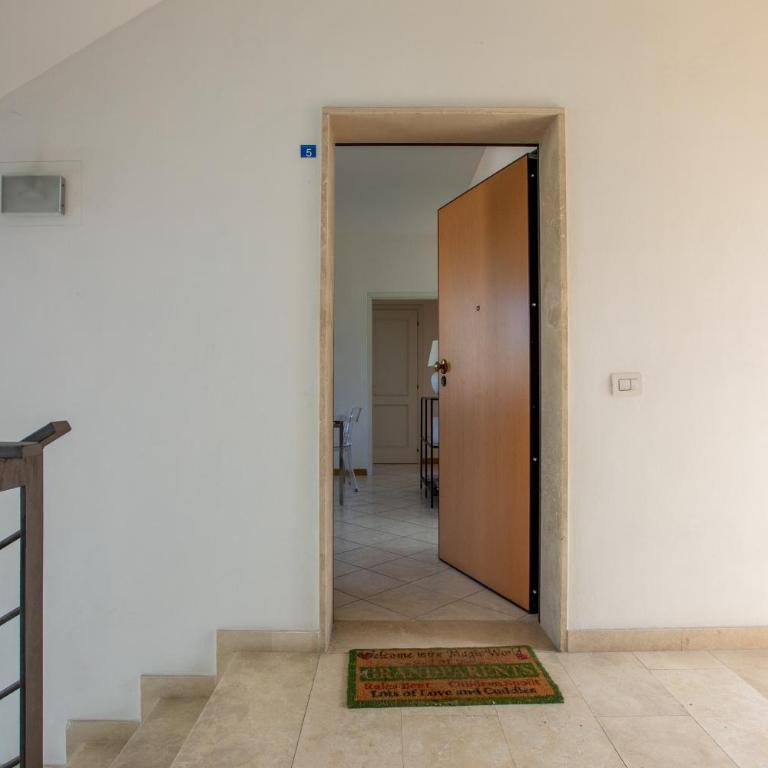 Stazione e Ospedale - Moderna - Appartamento con 2 Camere da Letto - 22