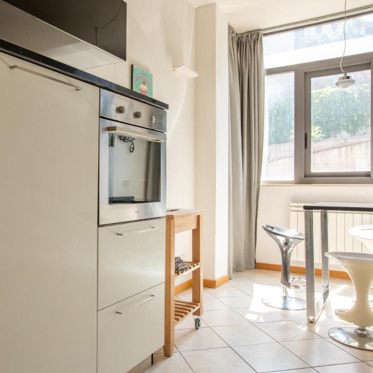 Stazione e Ospedale - Moderna - Appartamento con 2 Camere da Letto - 23