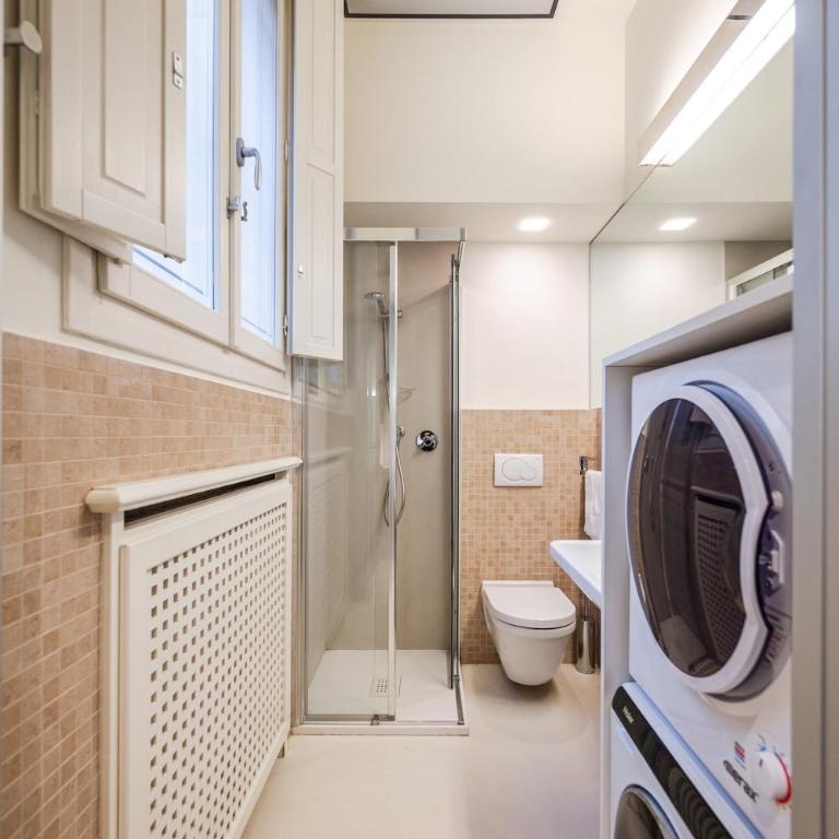 Mini-loft just steps from the Duomo of Modena - Appartamento con 1 Camera da Letto - 12
