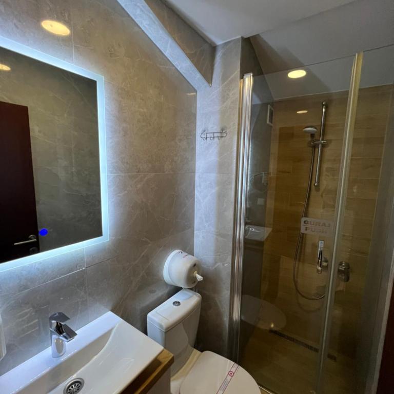 Hotel Holiday - Economy Double Room - 3