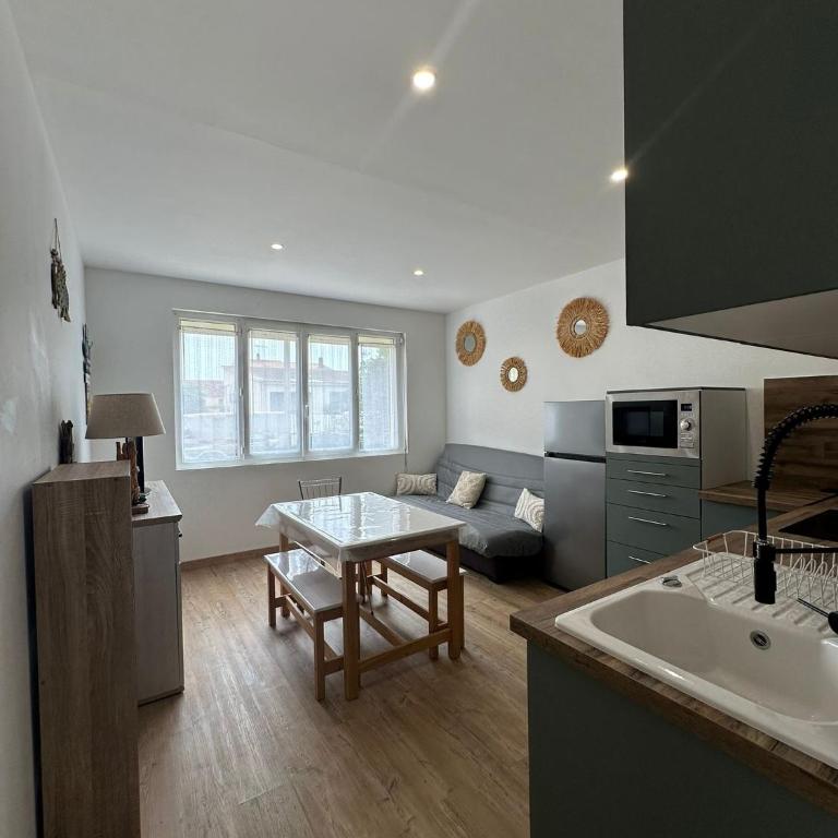 T2 près du port et plage,5 couchages,Narbonne Plage - Appartement 1 Chambre - 5