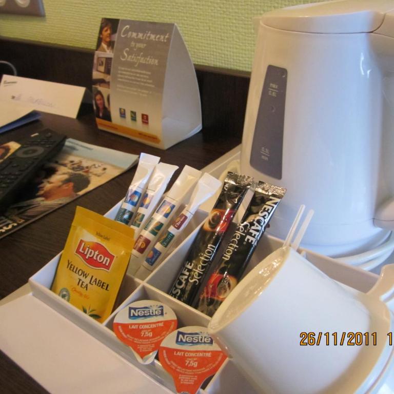 FH Confort Hotel Orléans Co'met - Chambre Double - 17