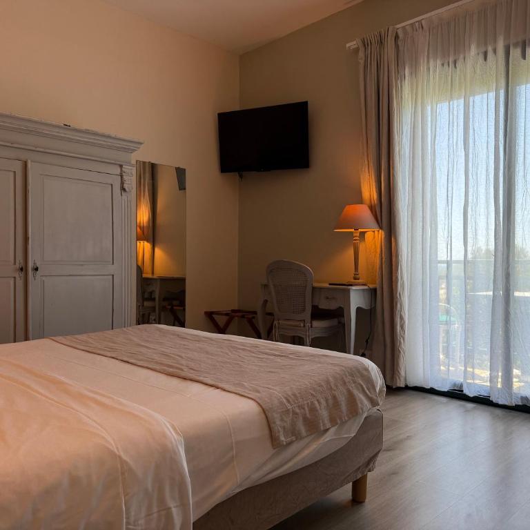 Hotel des Pins - Chambre Double Supérieure - 4