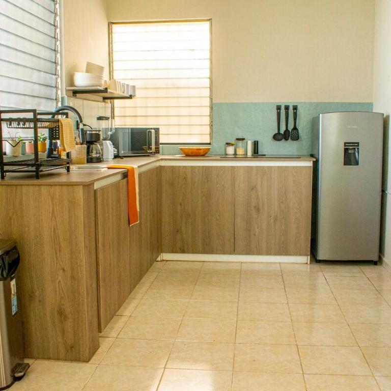 Acogedora - 2km de Centro - Hasta 24 personas - Seven-Bedroom House - 45